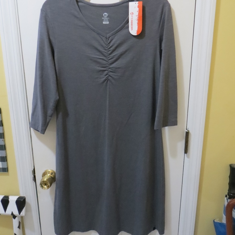 New! Merrell gray cotton blend V-neck dress, ¾ sleeves sz. M, shirring at chest